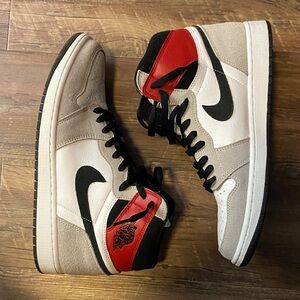 Nike Jordan 1 High OG Light Smoke Grey Men's Size 12